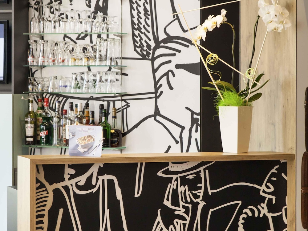 Ibis Poitiers Centre 5/48