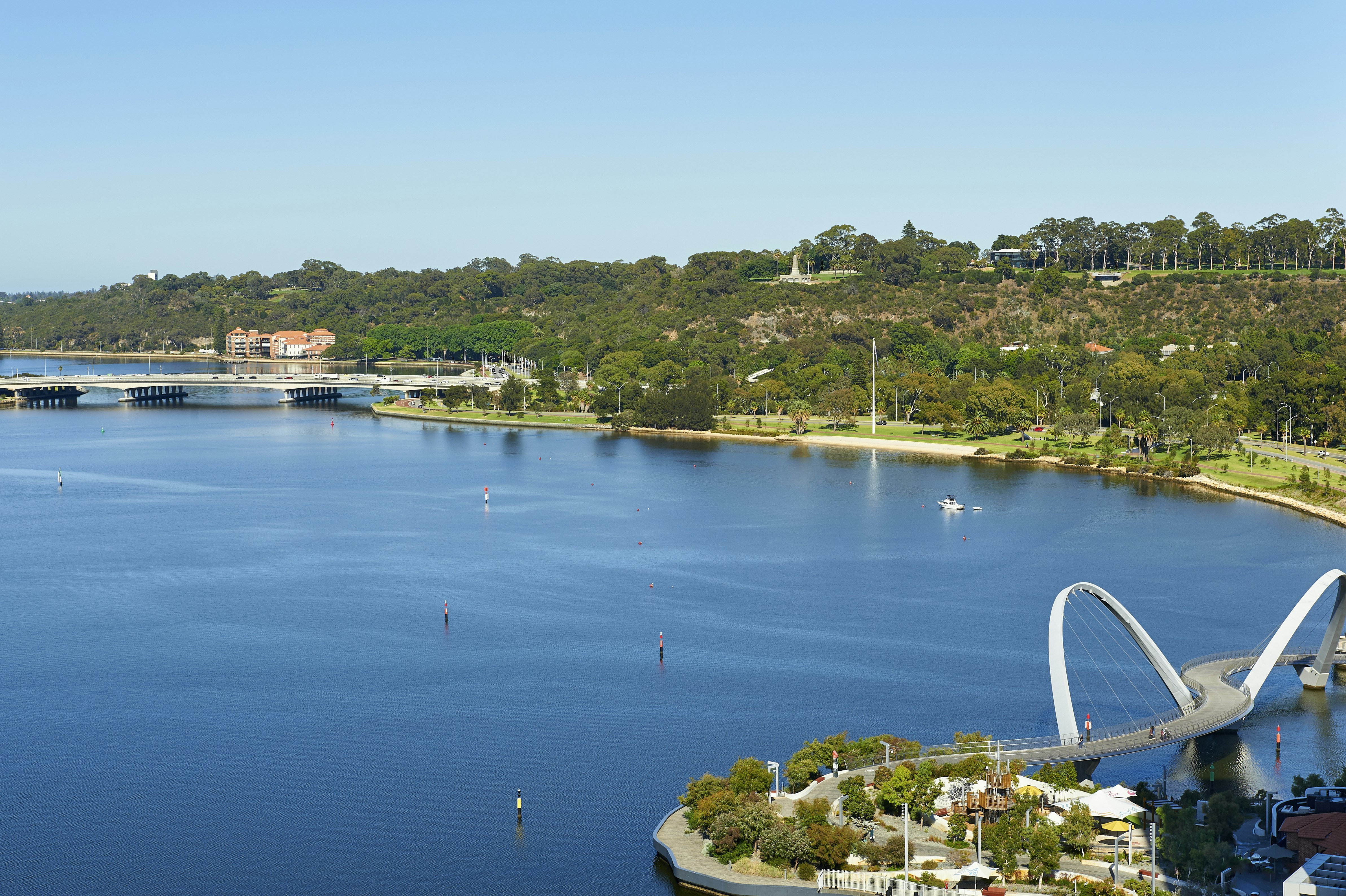 Doubletree By Hilton Perth Waterfront 27/35
