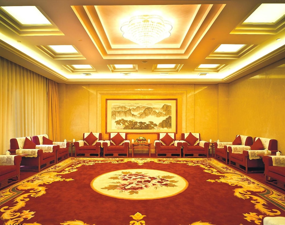 Xinhai Jinjiang Hotel 42/45