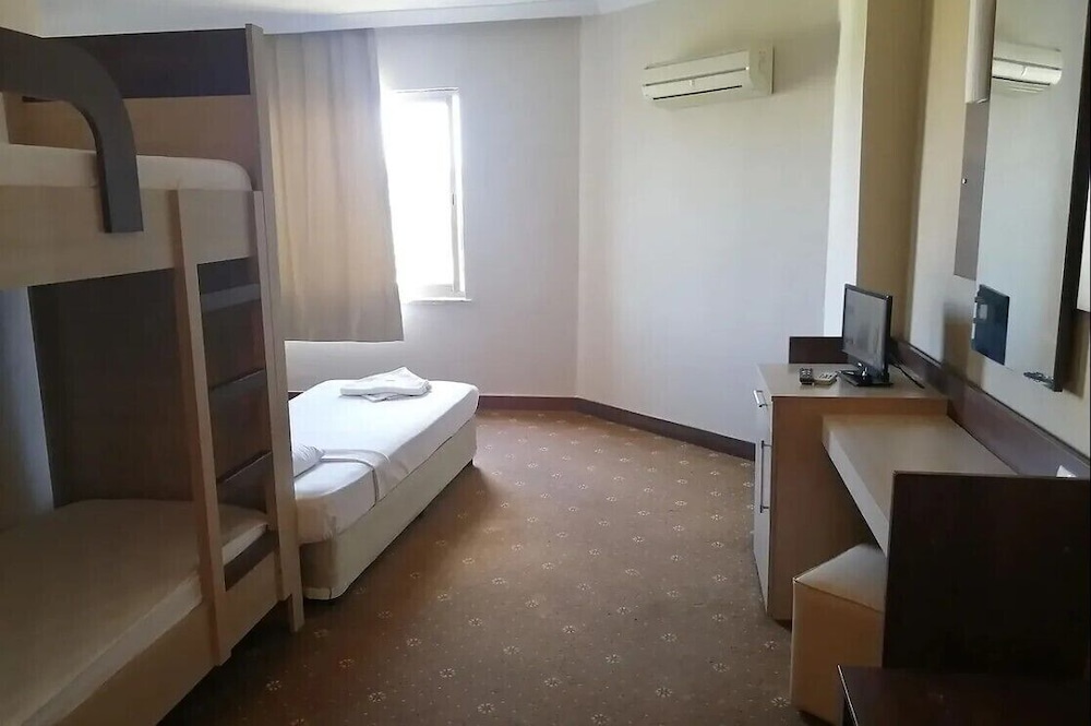 Magic Sun Hotel 20/20