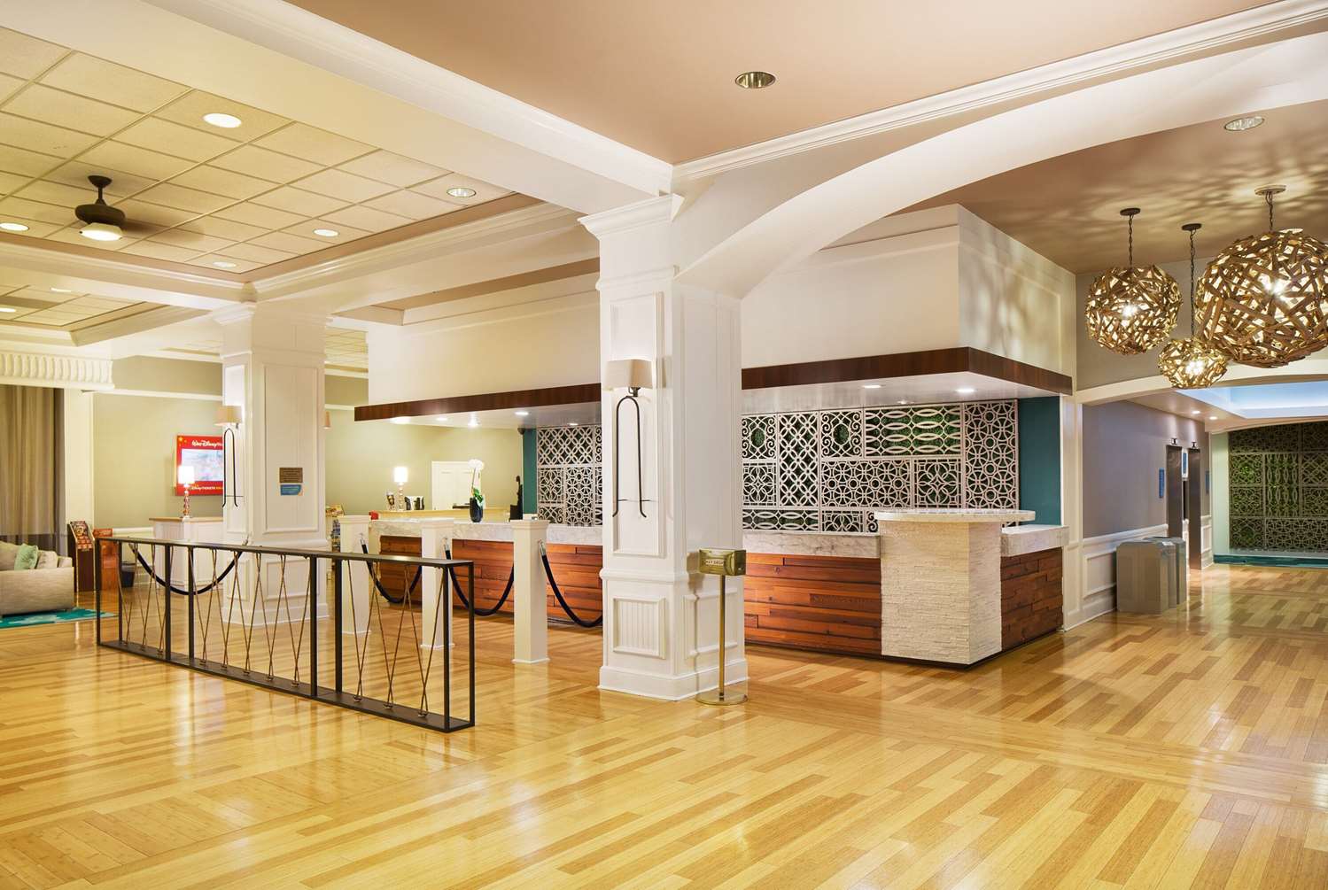 Wyndham Lake Buena Vista Disney Springs Resort Area 26/54