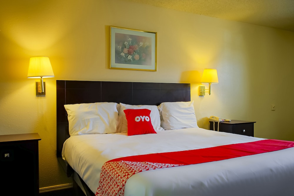OYO Hotel Duncan, OK - Hwy 81 Near Chisholm Casino 7/22