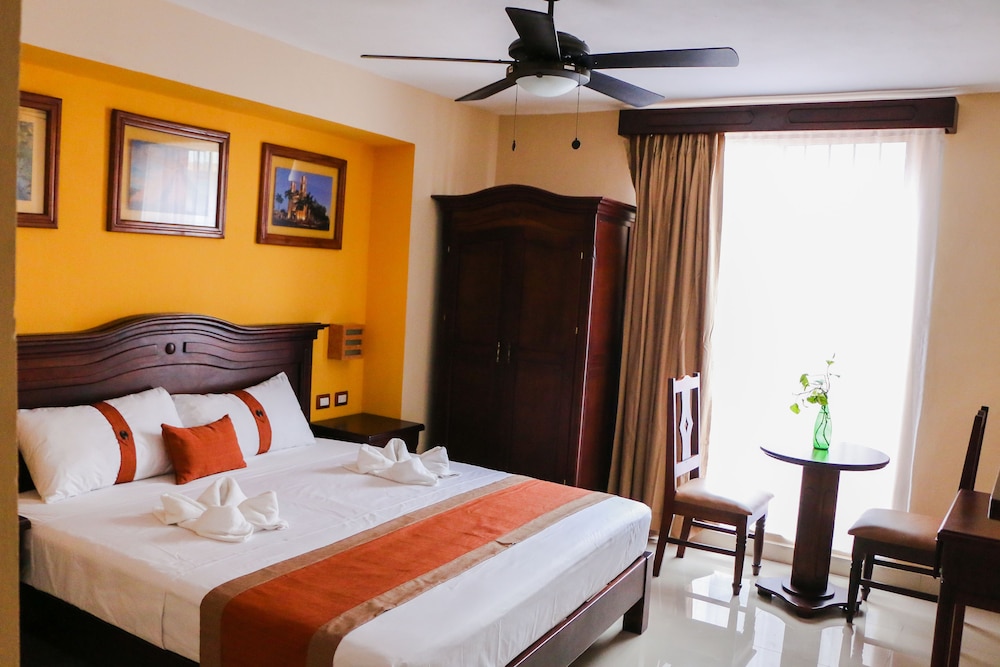 Hotel Boutique Gayser 23/53