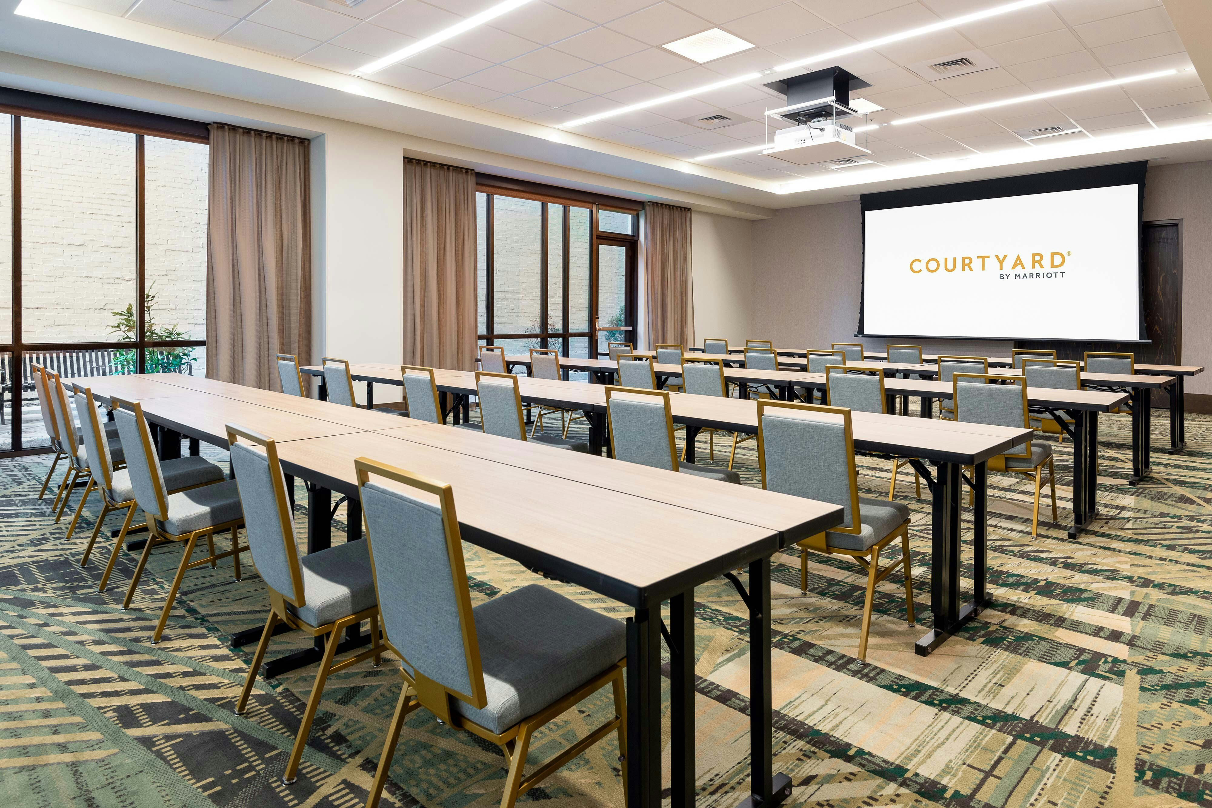 Courtyard by Marriott Atlanta Midtown 23/28