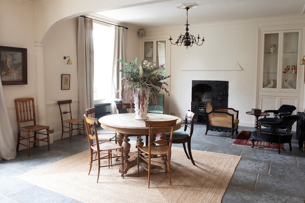 Oak Bank Hotel 41/60