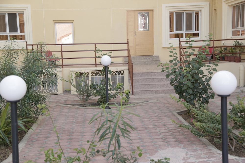 Nizwa Hotel Apartments 47/50