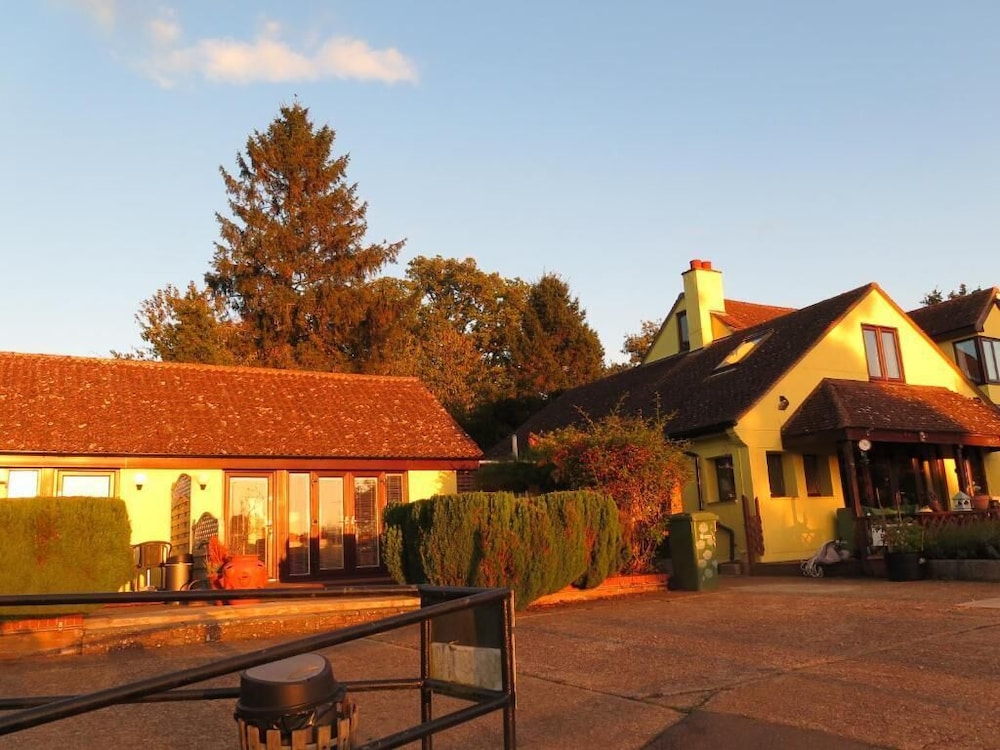 Gosfield Lake Resort 33/50