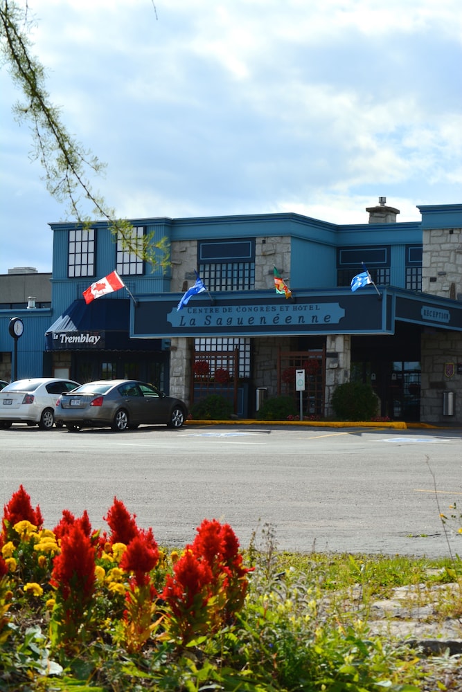 Centre de Congres Hotel La Sagueneenne 6/31