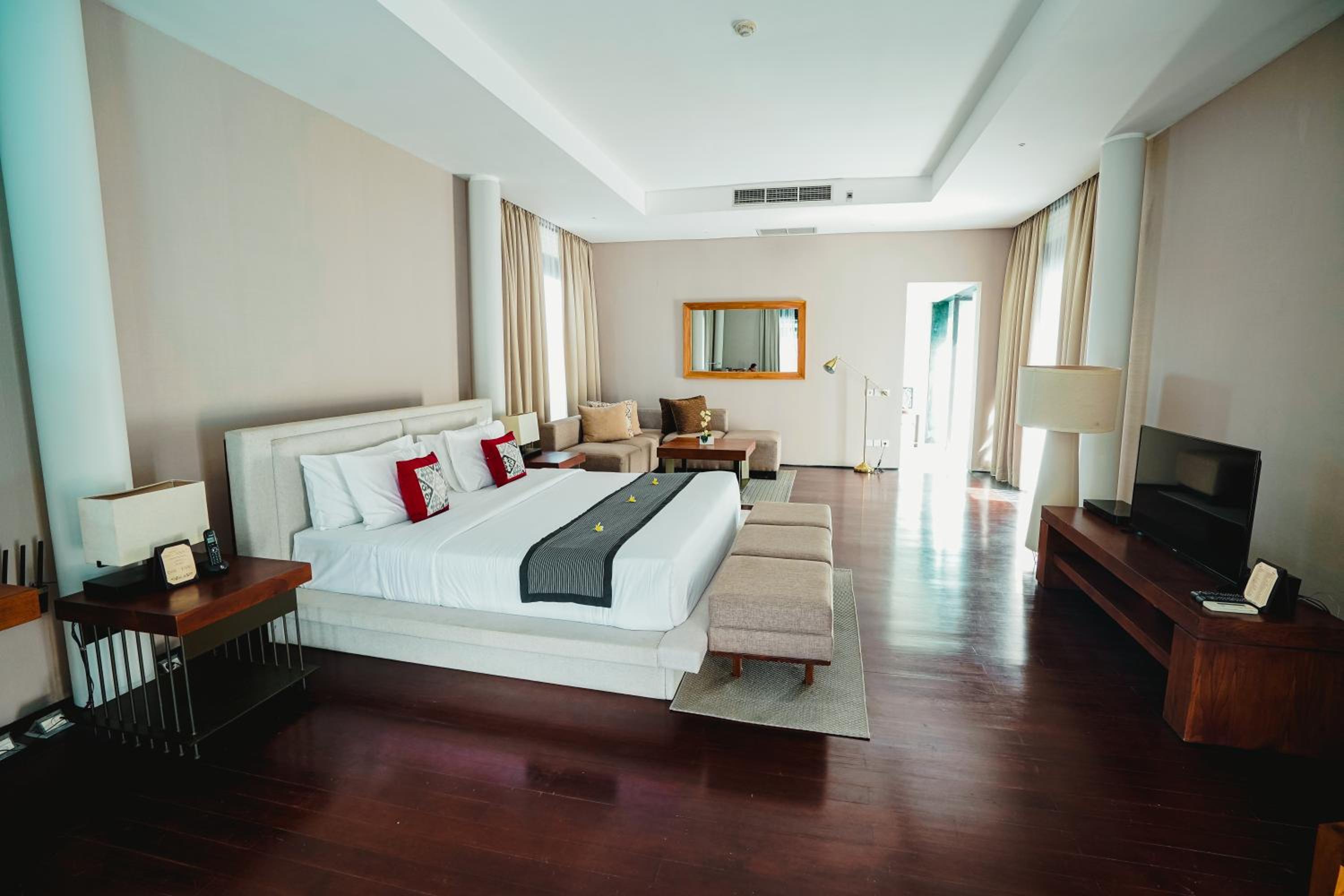 Signature, Pool, Villa