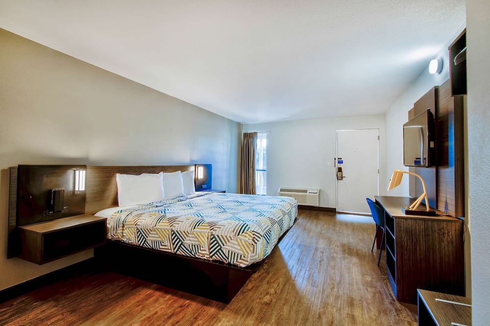 Motel6 Fort Worth, TX - White Settlement 23/41