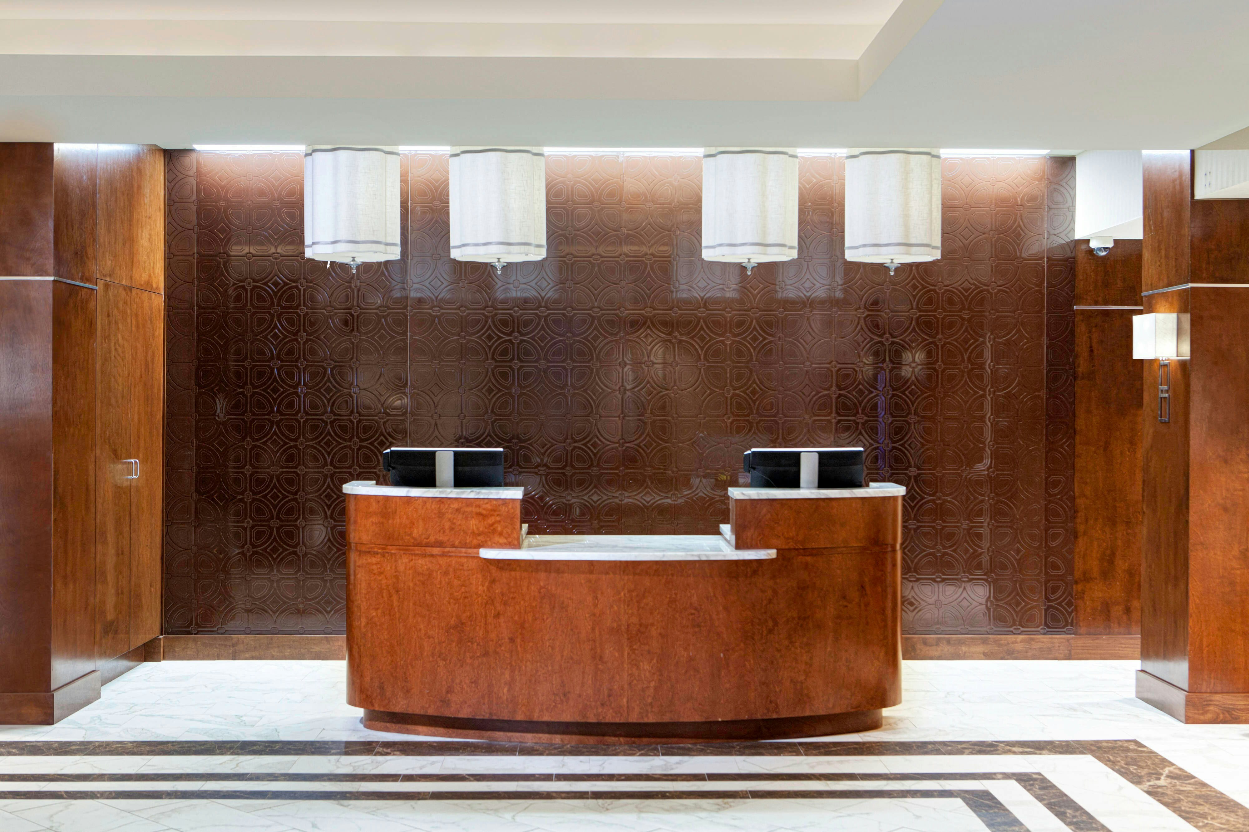 Lobby at Sheraton Pittsburgh Airport Hotel, CORAOPOLIS - PA