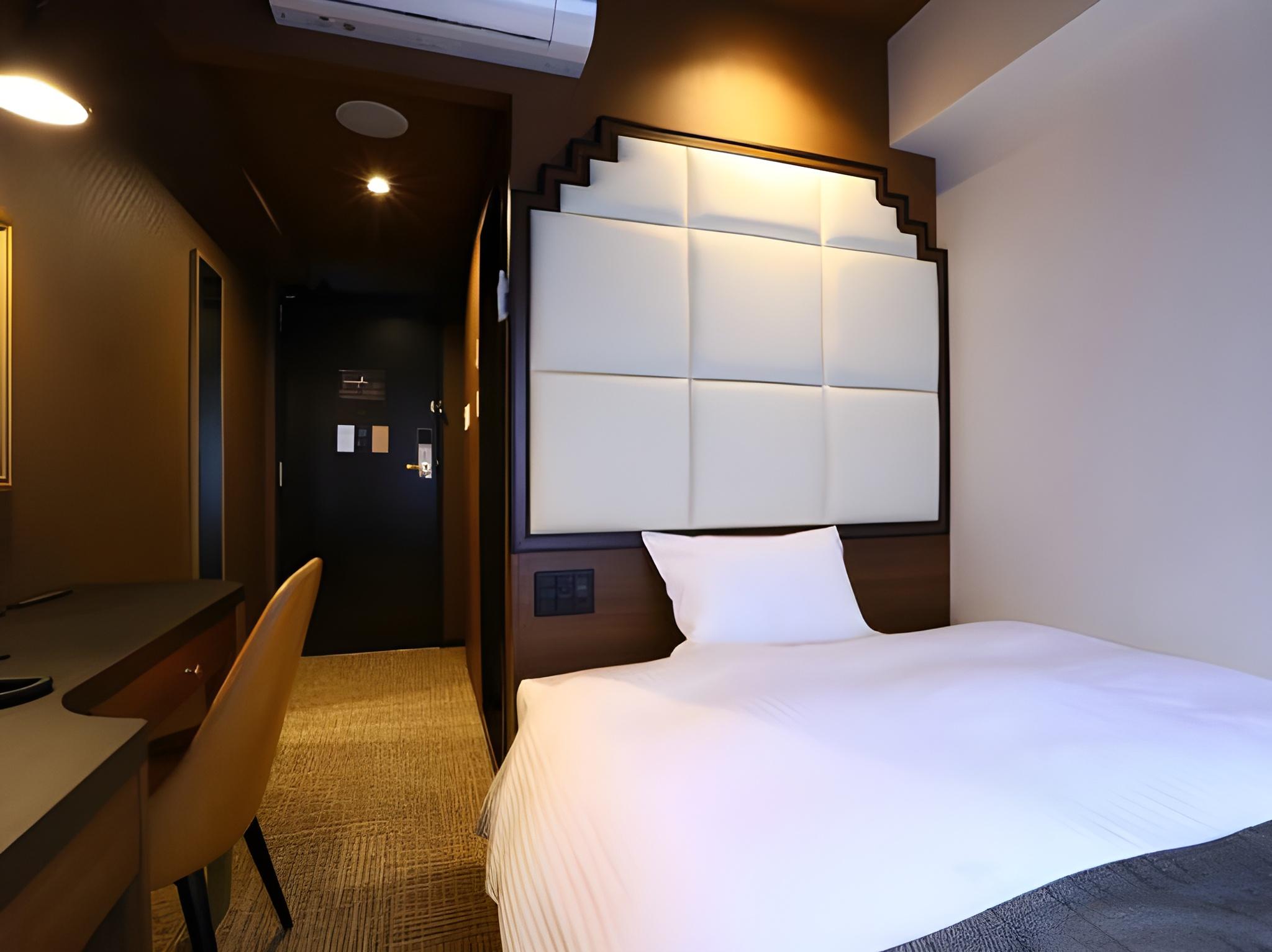 Semi Room, Standard, Double Bed