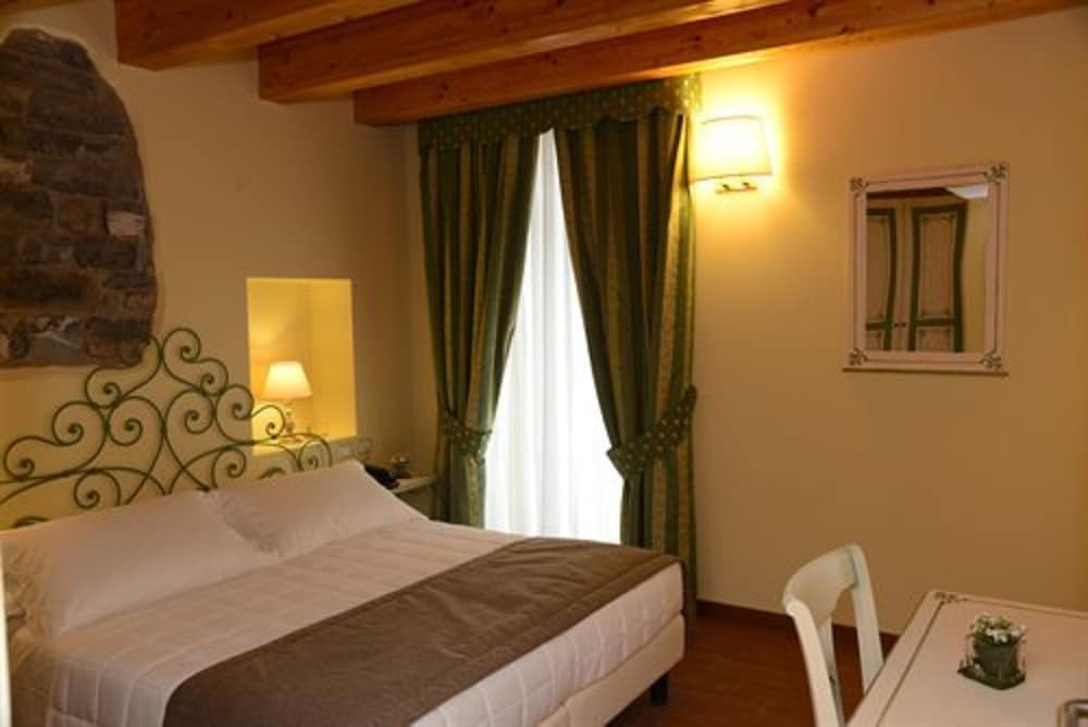 BORGO ANTICO HOTEL 12/69