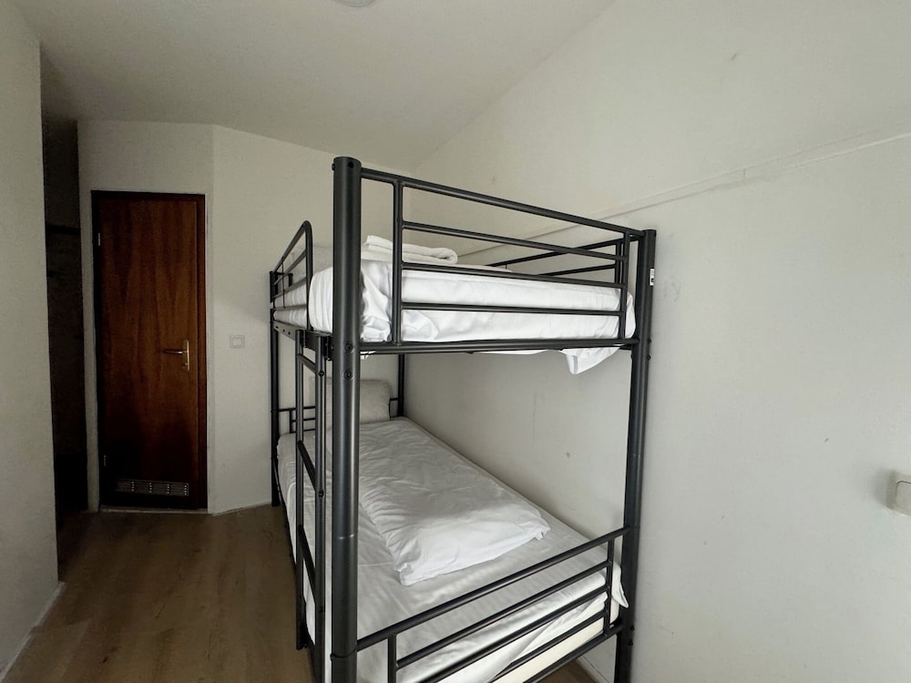 Di-Ann Hotel 51/67