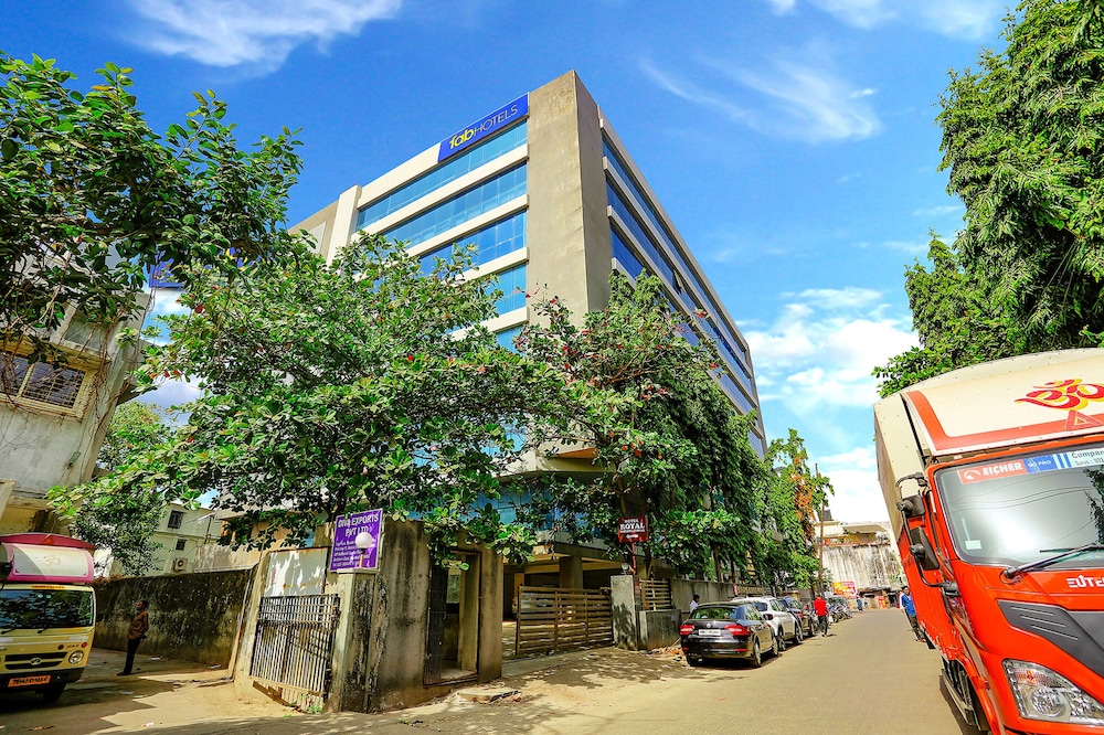 Fabhotel Hyson International Midc 42/47