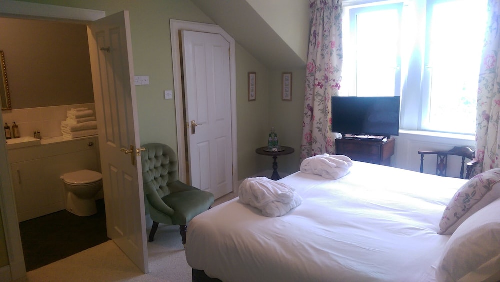Montgomery, Deluxe, King Bed، Lochinver Guest House 3/10