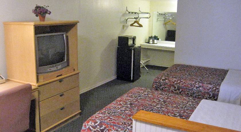 Scottish Inns and Suites 5/6