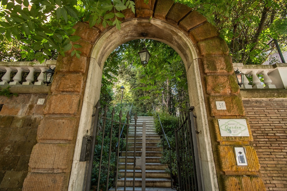 Hotel Villa Mangili 60/89