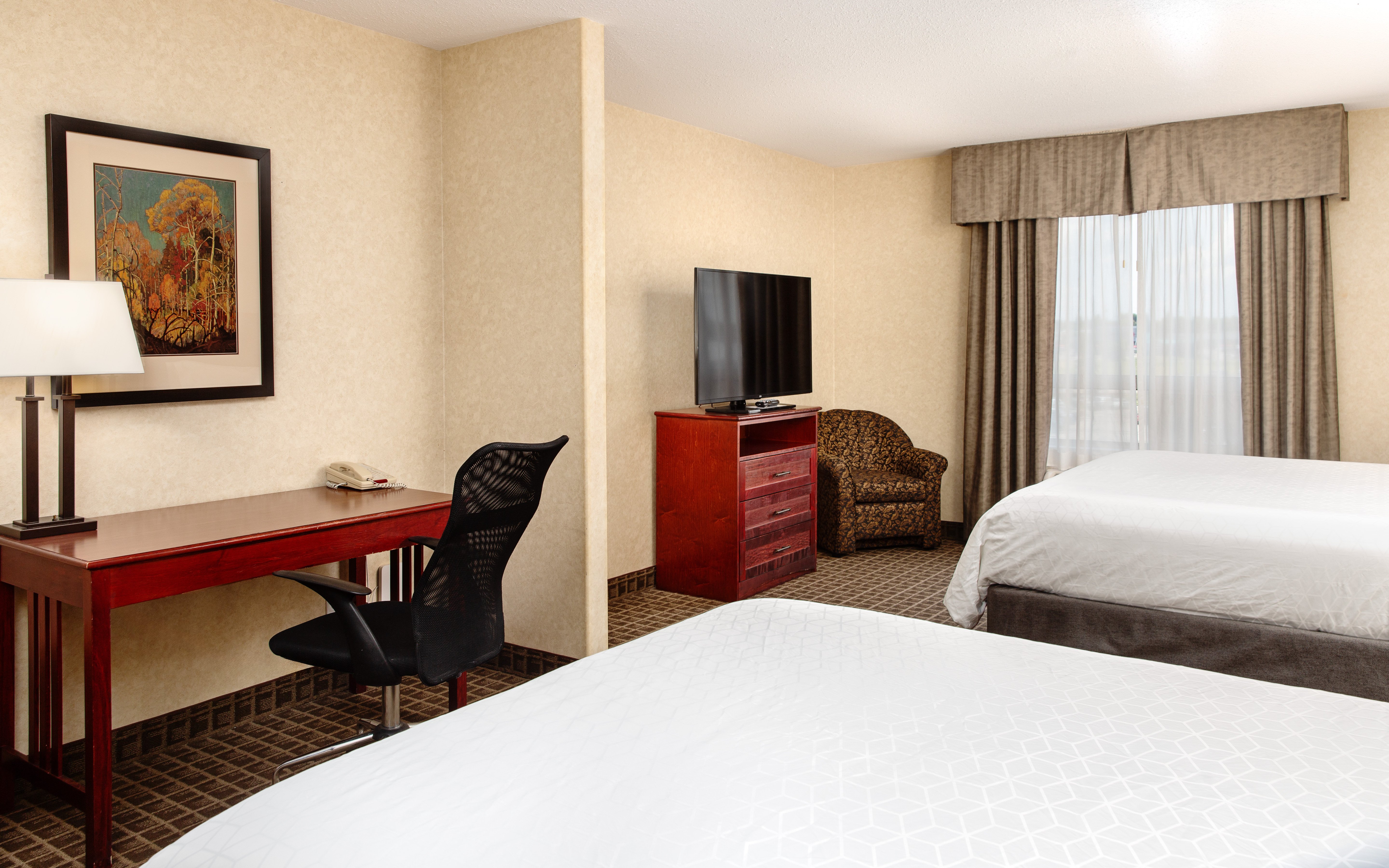 Holiday Inn Express And Suites Edmonton North 54/75