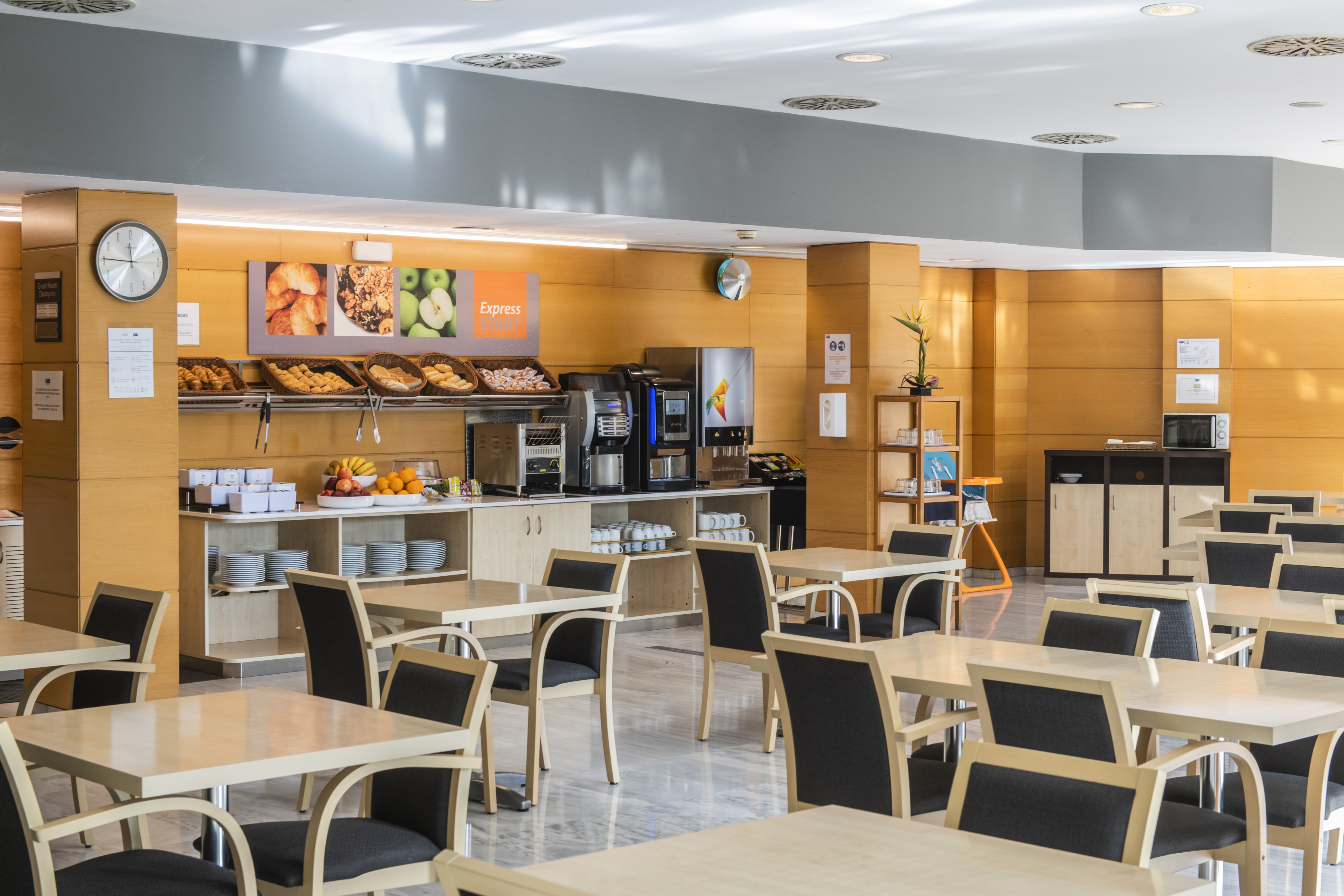 Holiday Inn Express Barcelona Montmelo 8/15