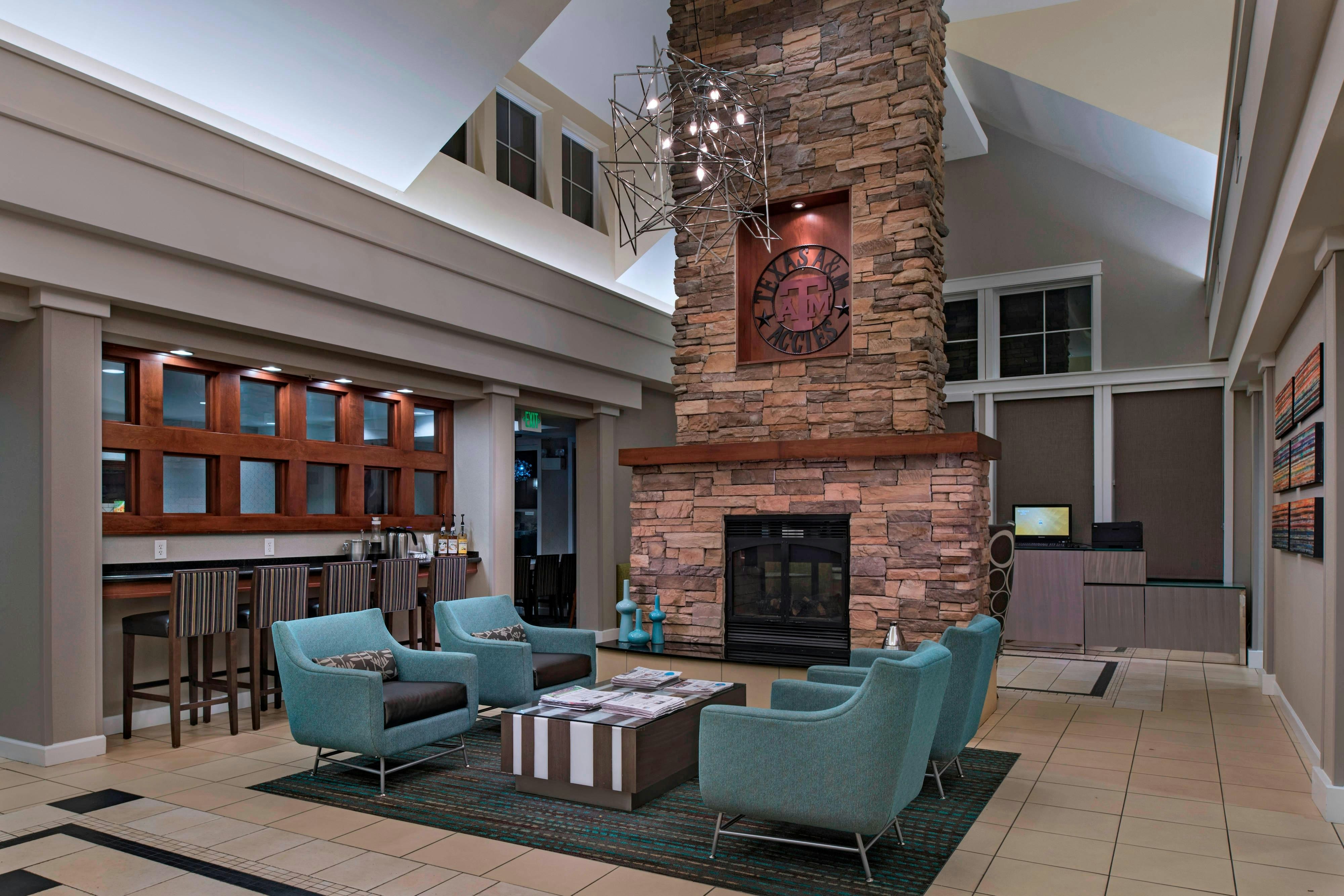Residence Inn Bryan College Station 24/37