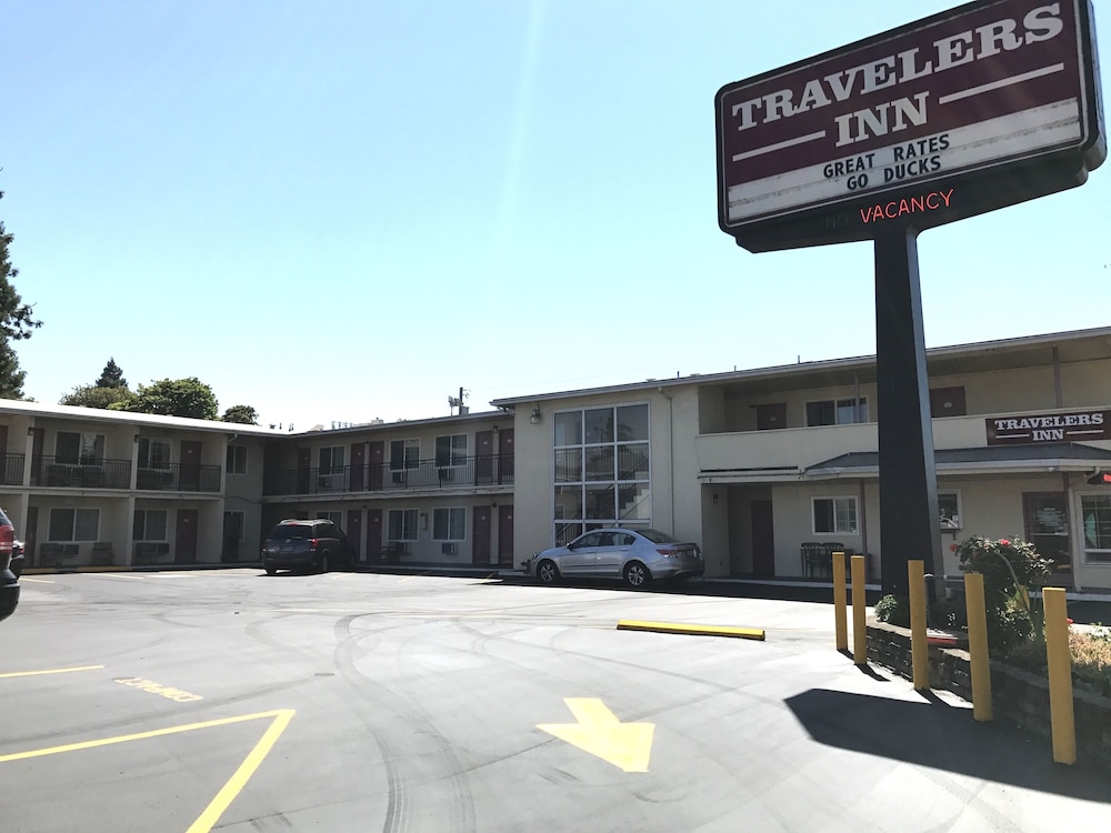 Travelers Inn Eugene University 7/51