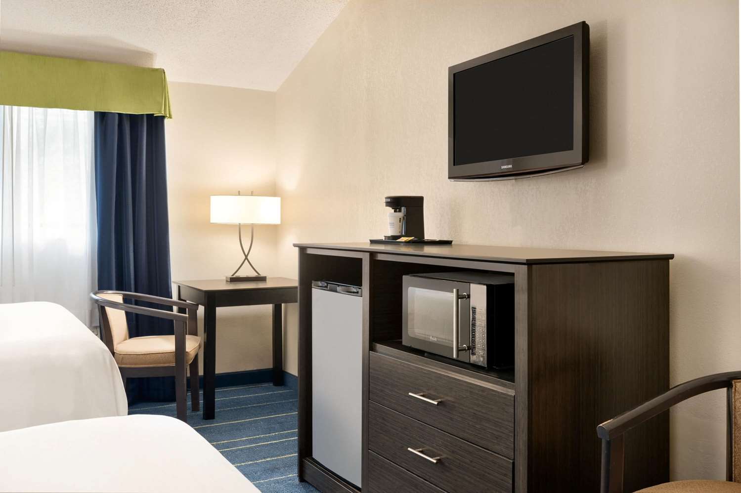 Days Inn by Wyndham Tamworth 43/54