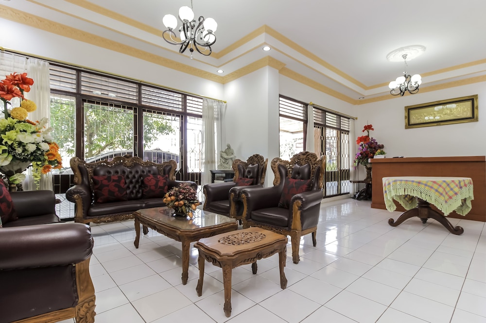 Reddoorz Near Sam Ratulangi Airport 20/23