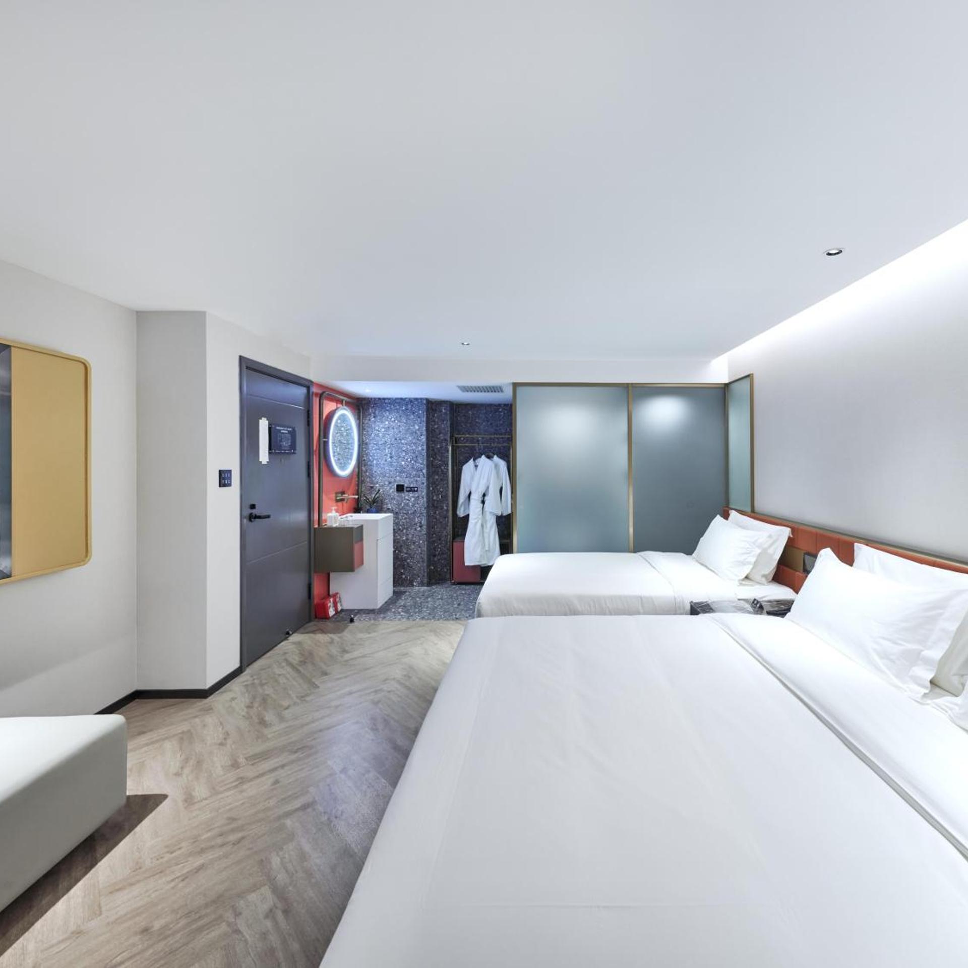 M Hotel (Beijing Tiananmen Square Qianmen Metro Station) 18/48