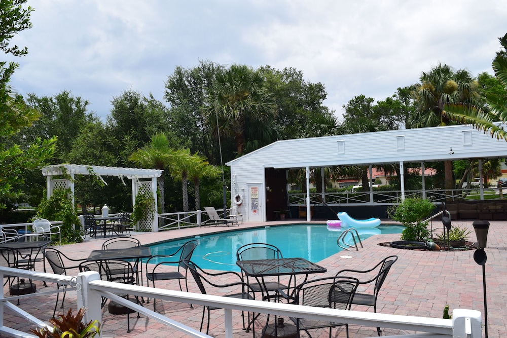 Grandview Bed and Breakfast Mount Dora 58/62