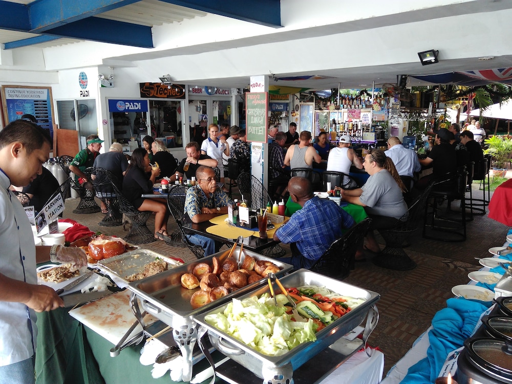 Mango's Beachfront Resort 53/69