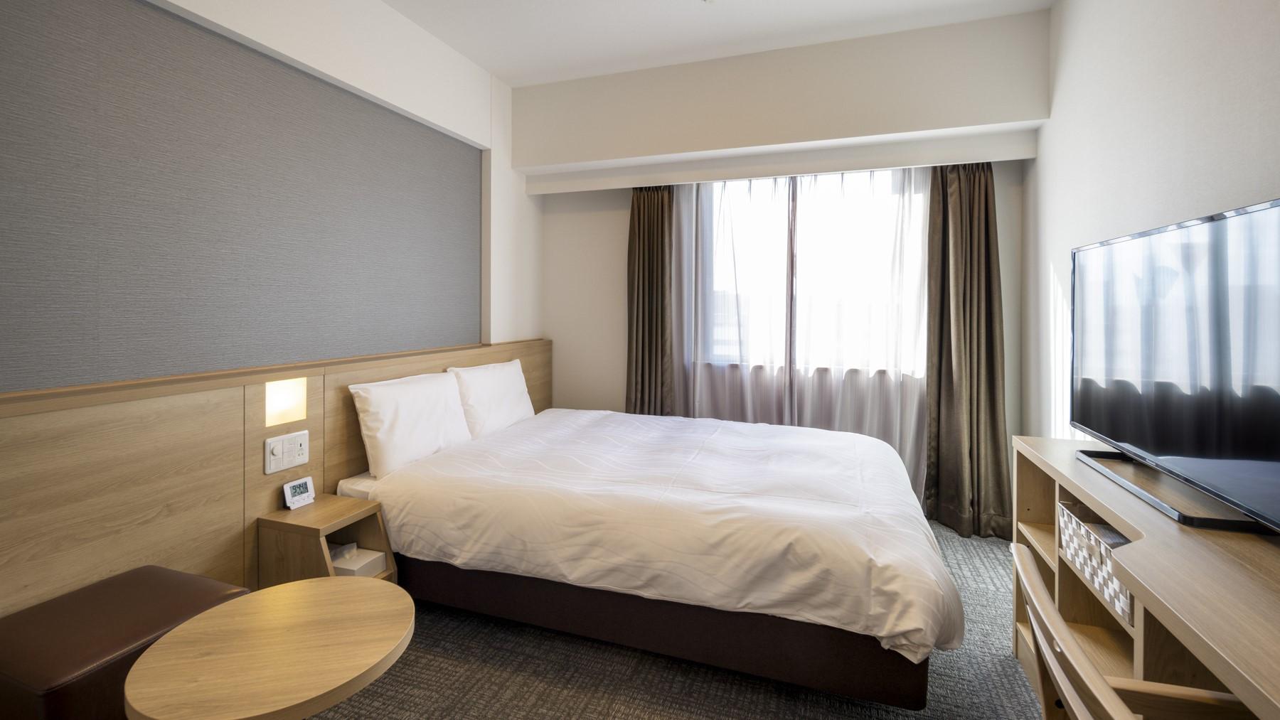 Moderate, Double Bed