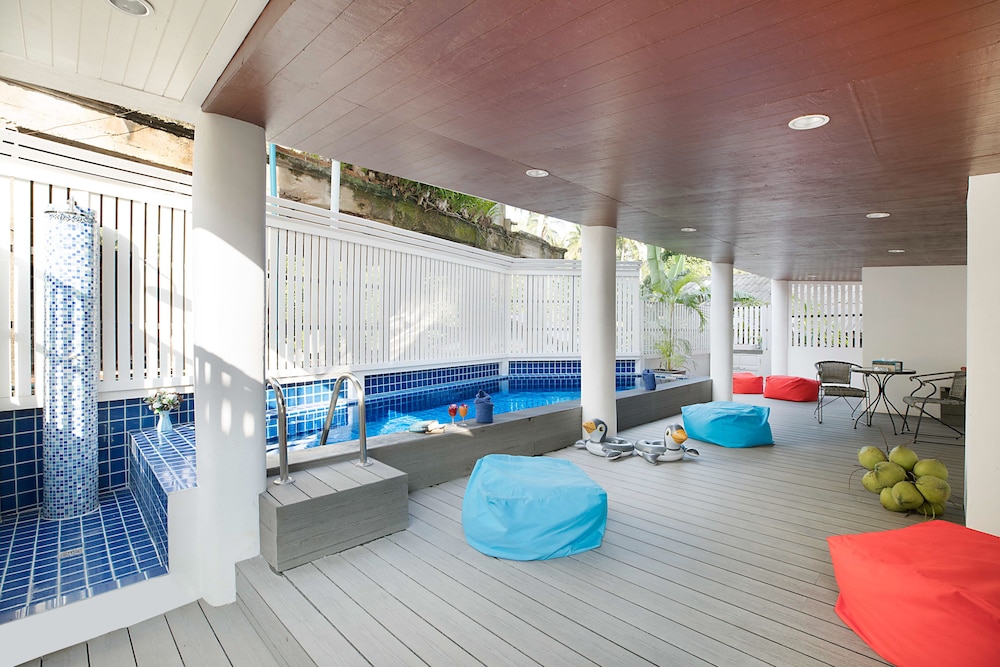 Colorize Boutique Hotel 39/49