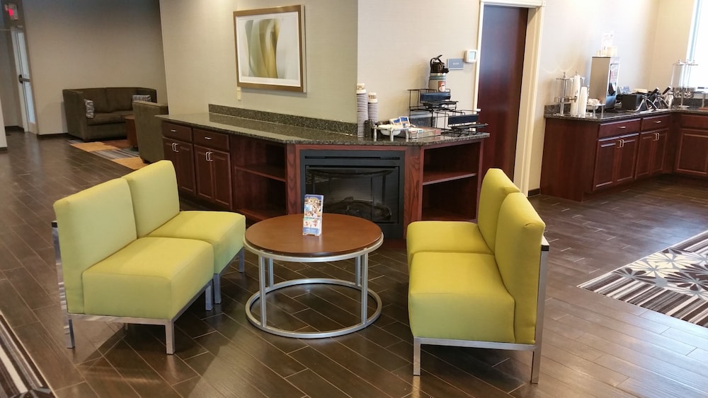 Best Western Plus Boardman Inn & Suites 24/29