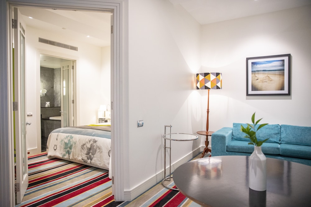 Hotel DeBrett 40/67