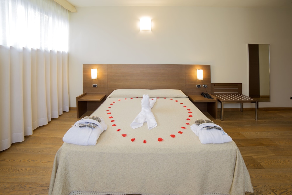 Hotel Lovere Resort And Spa 10/53