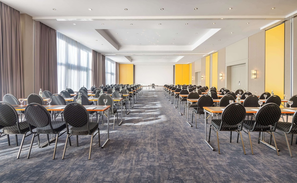 Radisson Blu Furst Leopold Dessau 65/74