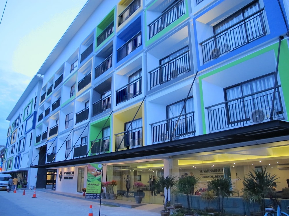 Suvarnabhumi Oriental Resort 1/64