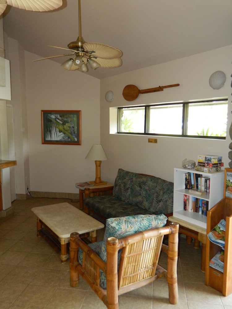 Kahana Beach Vacation Club 27/46