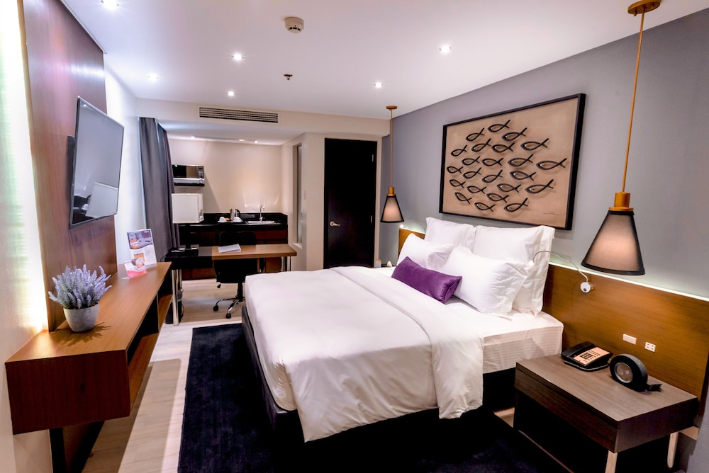 Room at Coro Hotel, MAKATI