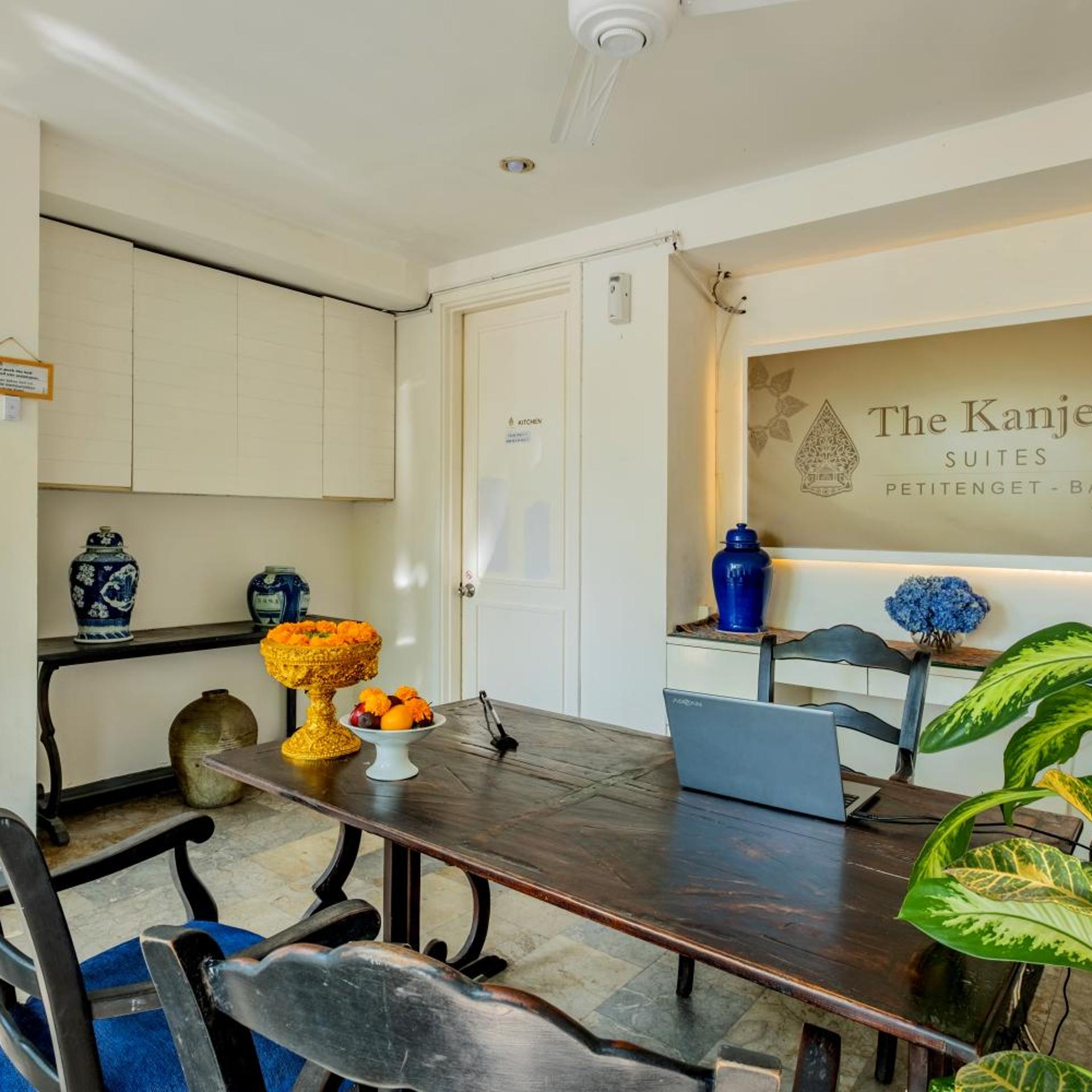 The Kanjeng Suites Petitenget 8/15