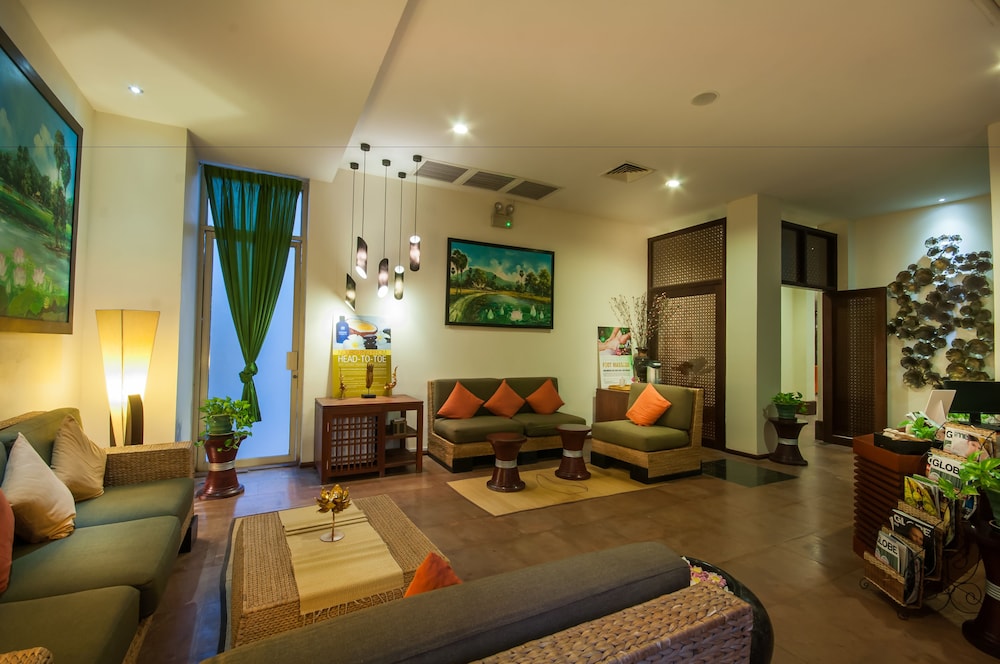 Lotus Blanc Hotel 58/71