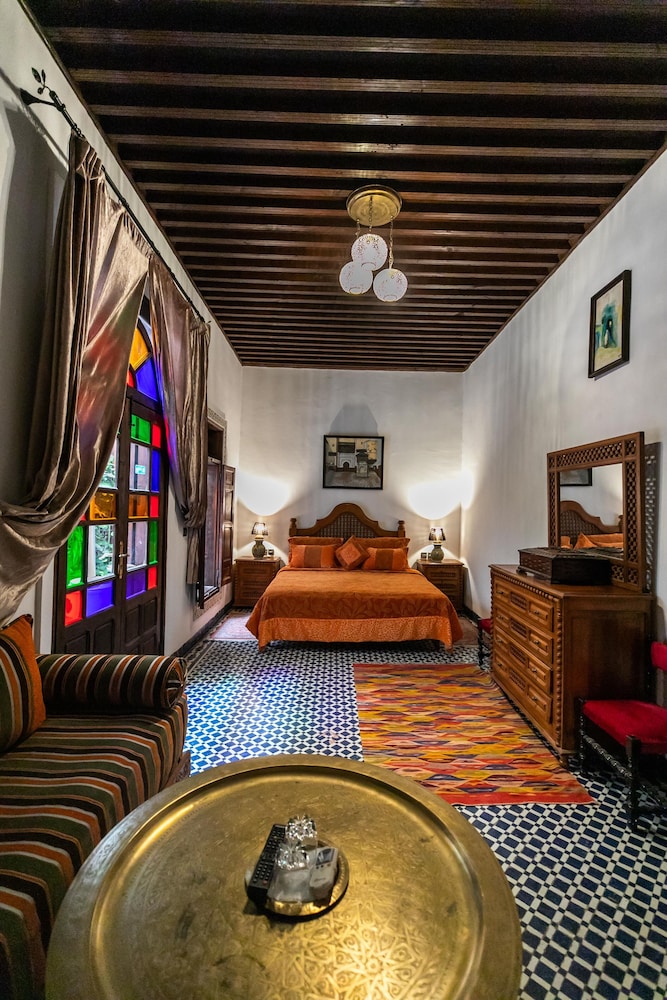 Riad Dar Chrifa 8/77