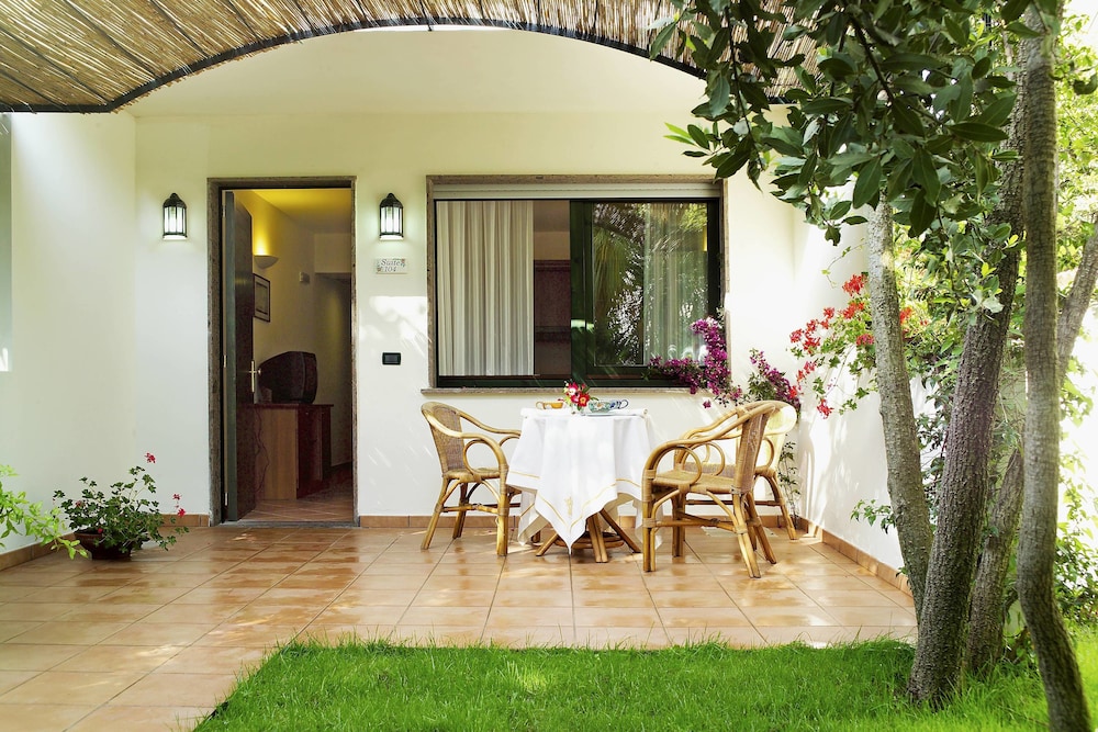OLEANDRI RESORT 69/81
