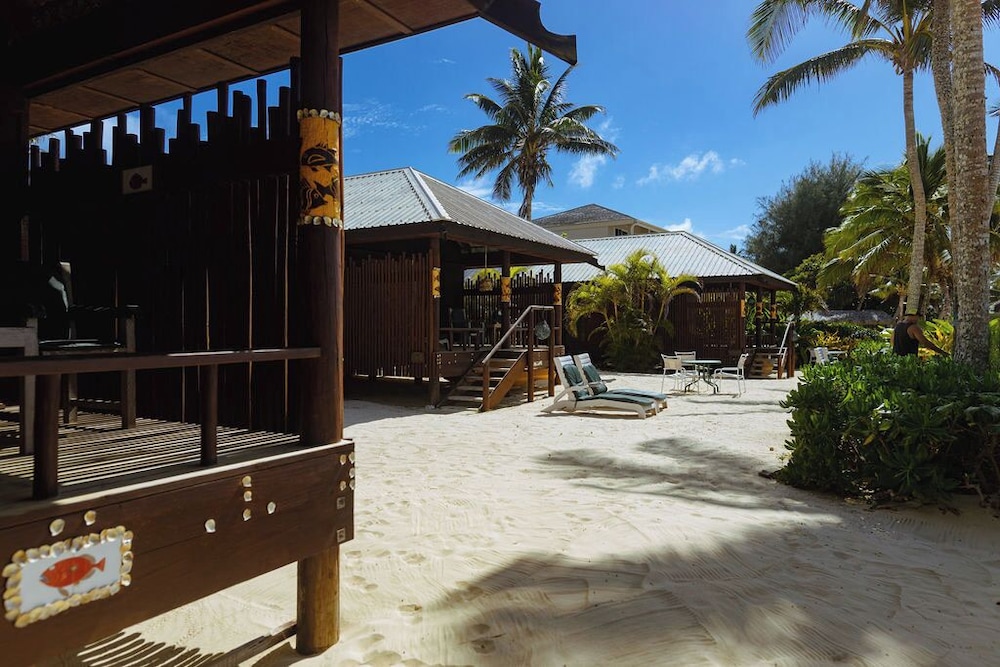 Rarotonga Beach Bungalows 38/50