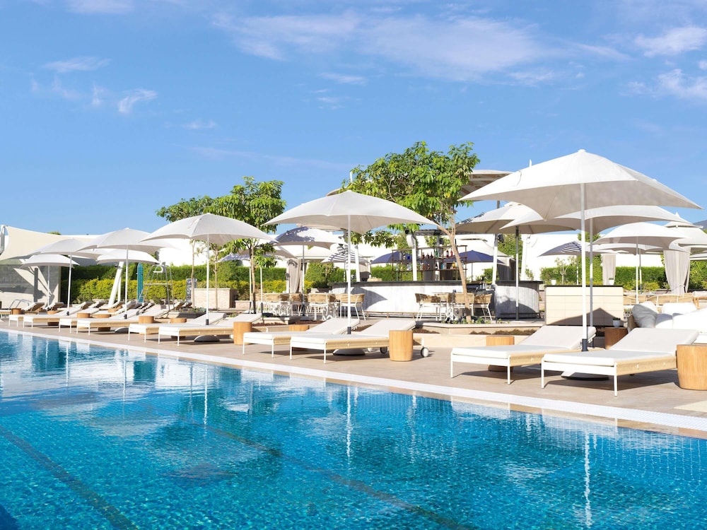 Sofitel Dubai The Obelisk 80/82