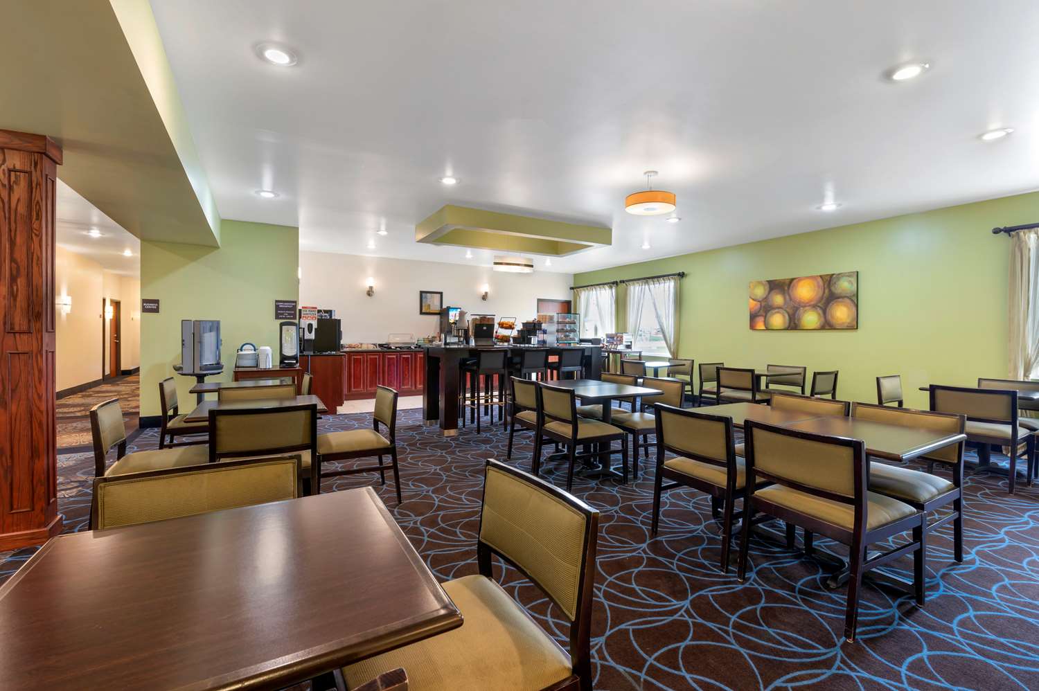 Best Western Plus Covered Bridge Inn 6/8