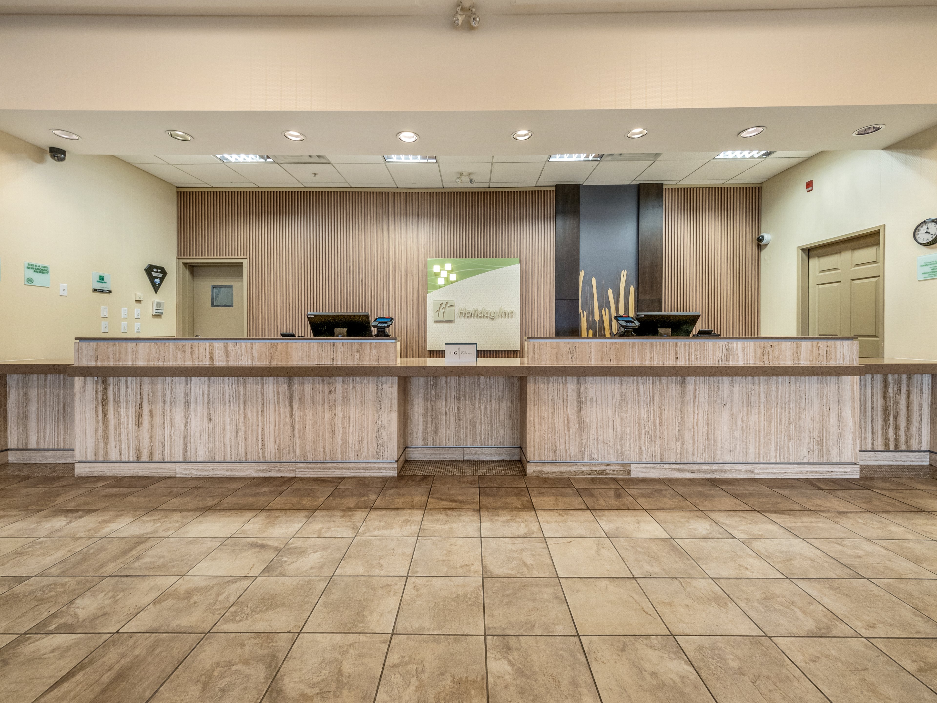 HOLIDAY INN LETHBRIDGE 2/50
