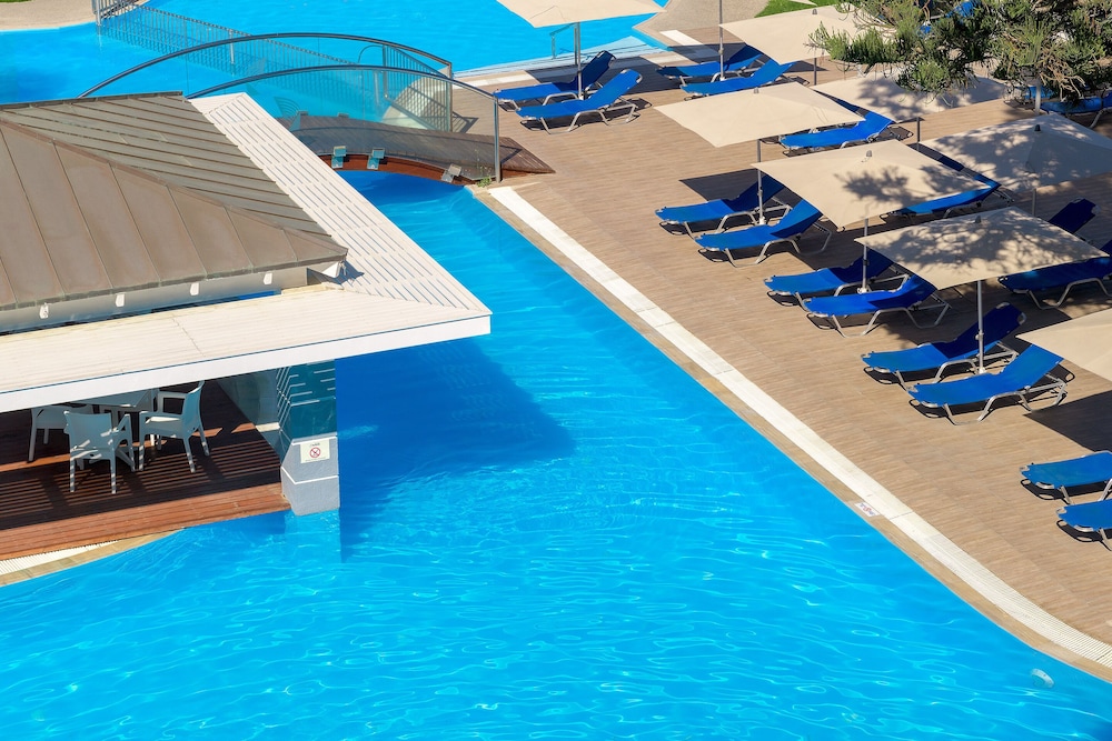 Oceanis Beach Hotel 45/50