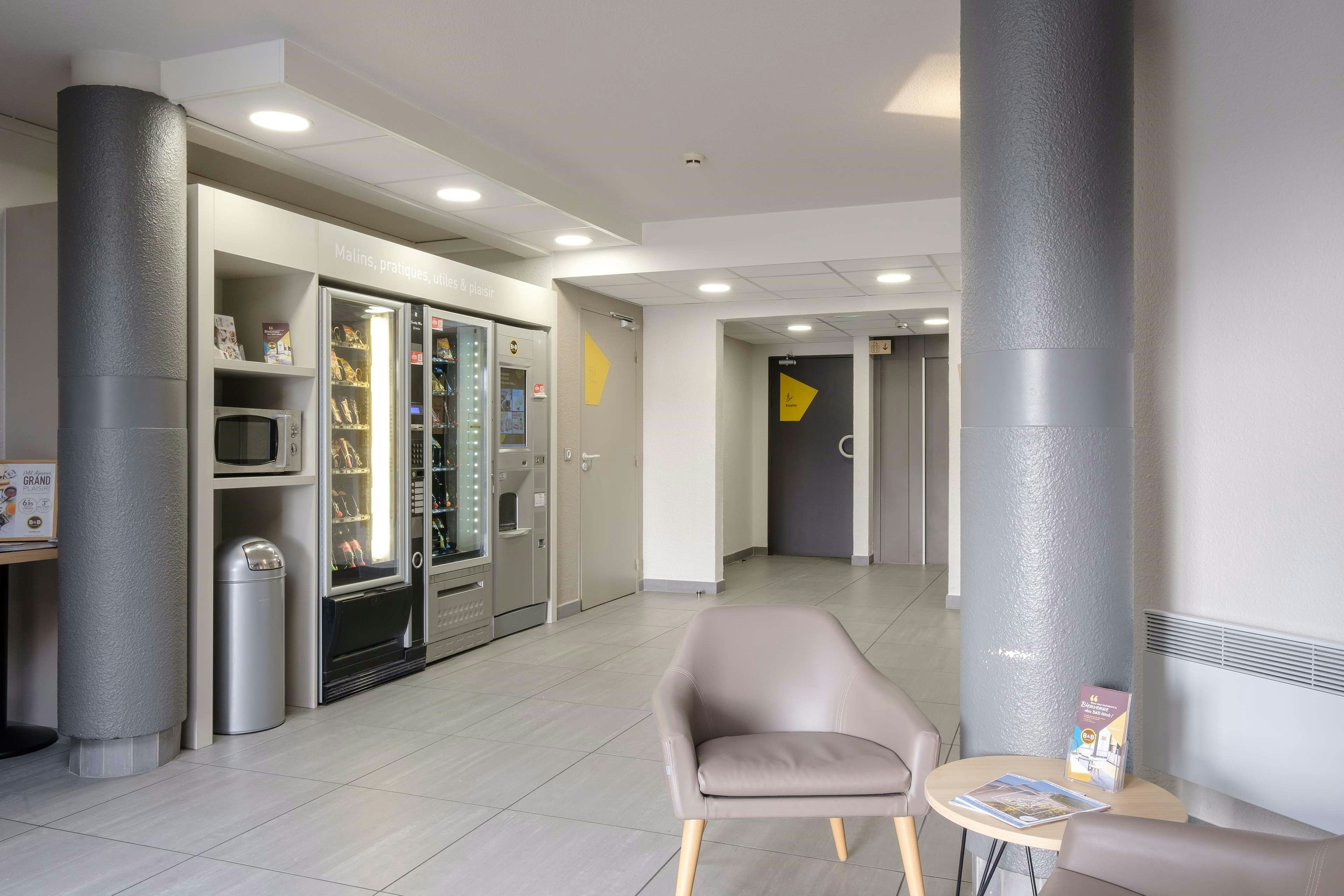 B&B Hotel Calais Centre Saint-Pierre 18/23
